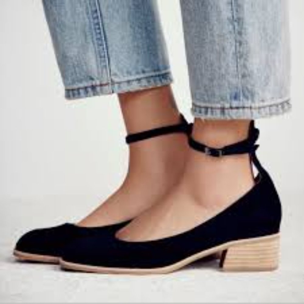 JEFFREY CAMPBELL x FREE PEOPLE Womens Black Suede Boulevard Heels Pumps Size 9.5